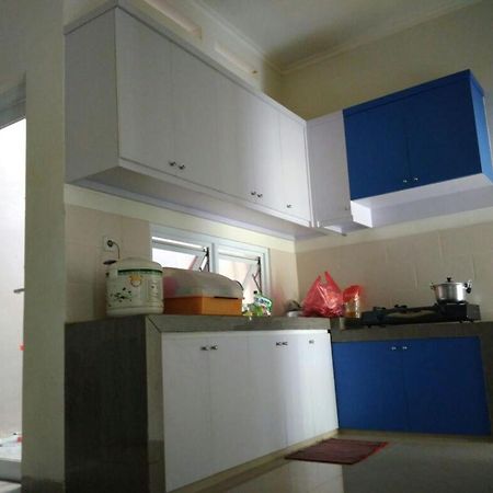 Bintara Jaya Yemima Guest House เบกาซิ ภายนอก รูปภาพ