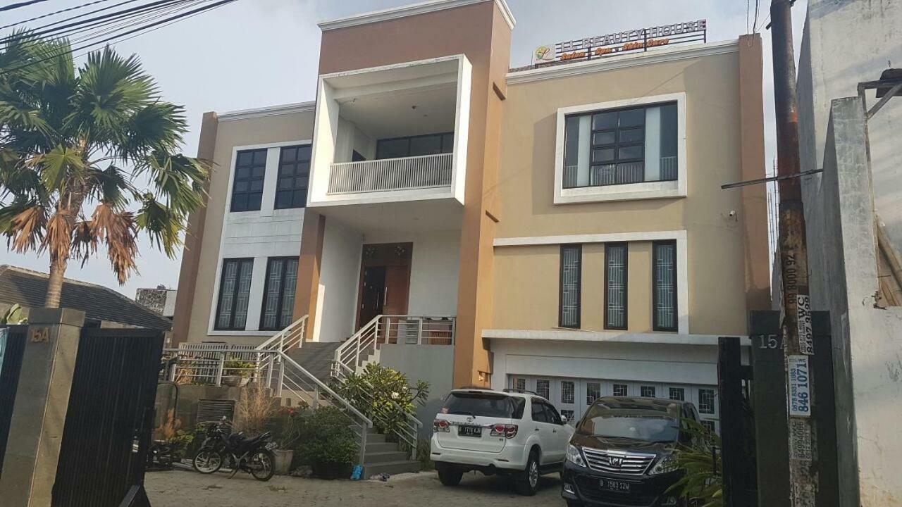 Bintara Jaya Yemima Guest House เบกาซิ ภายนอก รูปภาพ